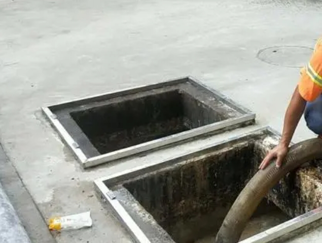 崖城镇化粪池清理